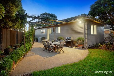 Property photo of 22 Fenfield Street Altona VIC 3018