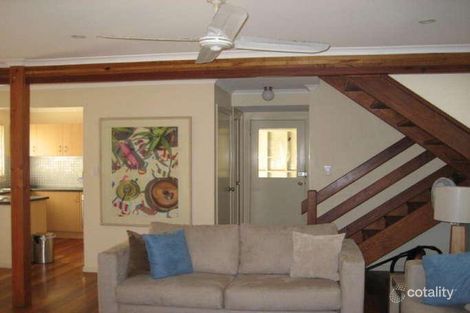 Property photo of 32 Peter Street South Golden Beach NSW 2483