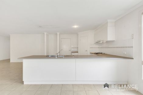 Property photo of 21 Hemsley Promenade Point Cook VIC 3030