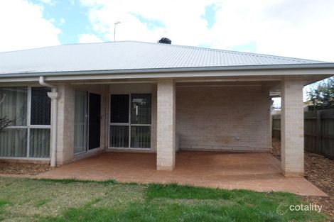 Property photo of 27 Hinchliffe Drive Kearneys Spring QLD 4350