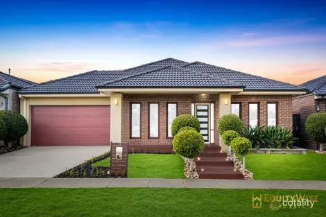 18 Eltham Pde, Manor Lakes, VIC 3024