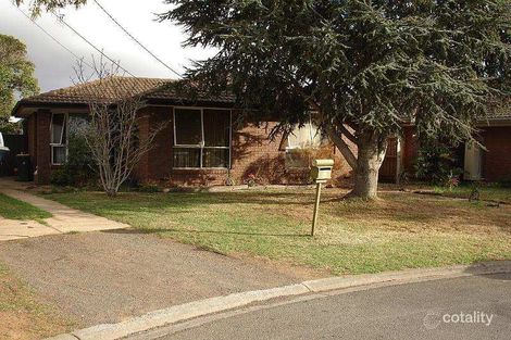 Property photo of 5 Penn Close Werribee VIC 3030