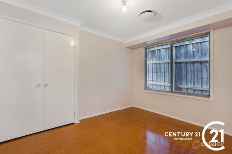 Property photo of 17 Whitsunday Circuit Green Valley NSW 2168