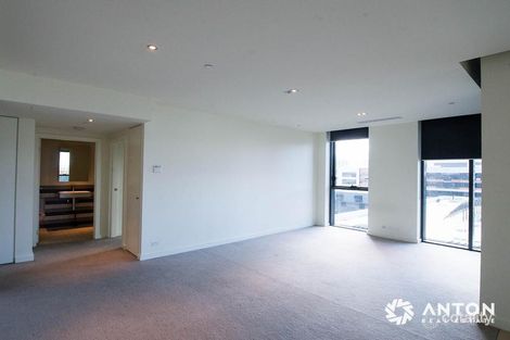 Property photo of 10G/8 Waterside Place Docklands VIC 3008
