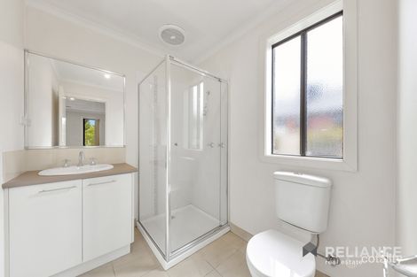 Property photo of 21 Hemsley Promenade Point Cook VIC 3030