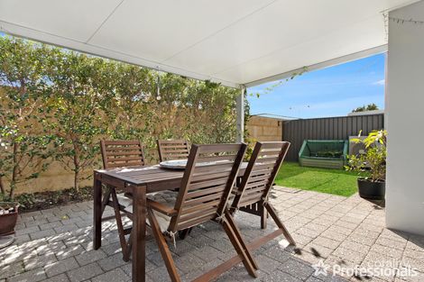 Property photo of 19/2 Louvre Way Baldivis WA 6171