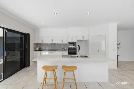 Property photo of 26 Healy Court Mudgeeraba QLD 4213