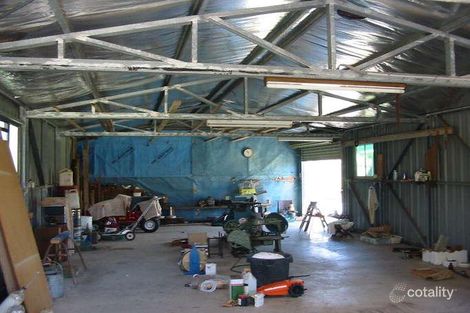 Property photo of 11 Kensington Drive Withcott QLD 4352