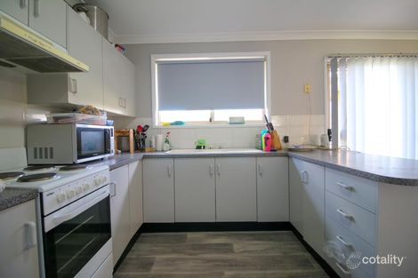 Property photo of 22 Robinson Way Singleton Heights NSW 2330