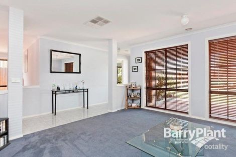Property photo of 12 Stanford Avenue Keysborough VIC 3173