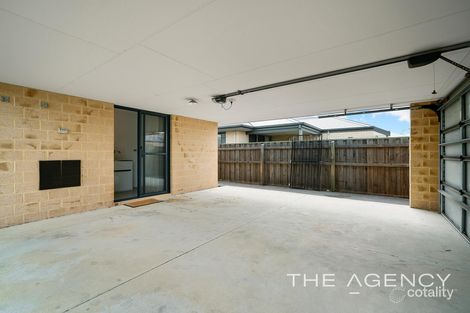 Property photo of 43 Dalgarup Way Ellenbrook WA 6069