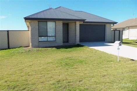19 Henry Ct, Tara, QLD 4421