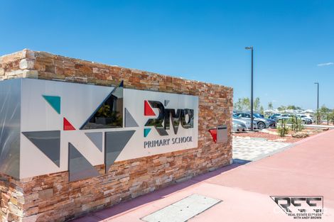 Property photo of 18 Novelli Parade Piara Waters WA 6112