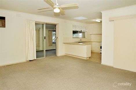 Property photo of 40 Winyard Drive Mooroolbark VIC 3138