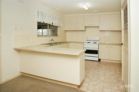 Property photo of 40 Winyard Drive Mooroolbark VIC 3138