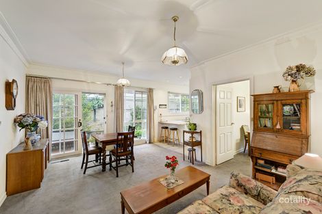 Property photo of 2/29 Logan Street Canterbury VIC 3126