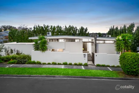 Property photo of 16 Fairway Road Doncaster VIC 3108