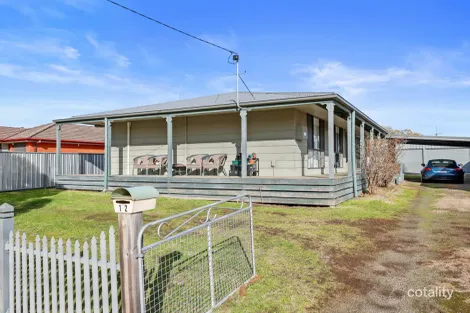 Property photo of 12 Duke Avenue Hamilton VIC 3300