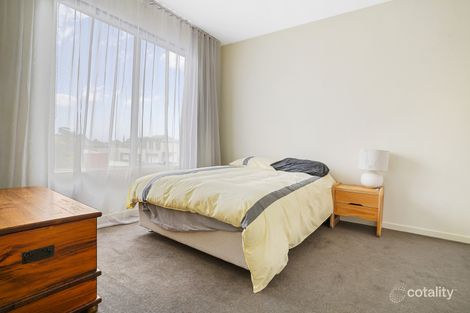 Property photo of 2E Glen Orme Avenue McKinnon VIC 3204