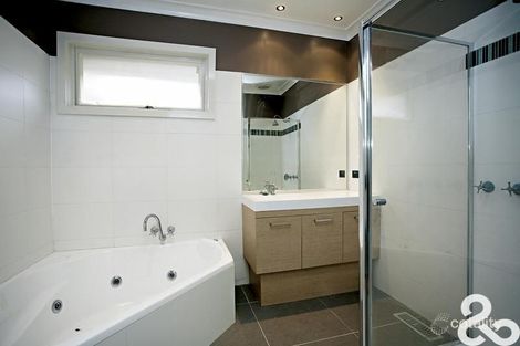 Property photo of 15 Kilmore Avenue Reservoir VIC 3073