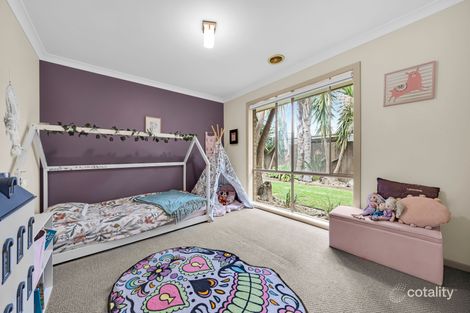 Property photo of 24 Diamond Parade Skye VIC 3977
