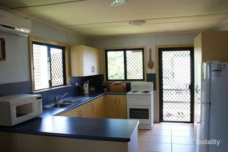 15 Ellimatta Ave, Cranbrook, QLD 4814
