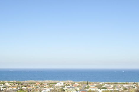 22 Dove Pl, Wandina, WA 6530