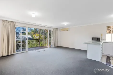 Property photo of 1/11 Sir Fred Schonell Drive St Lucia QLD 4067