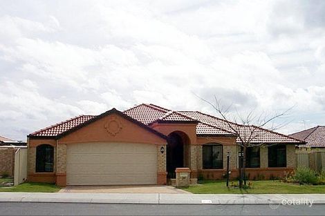 24 Staunton Vale, Carramar, WA 6031