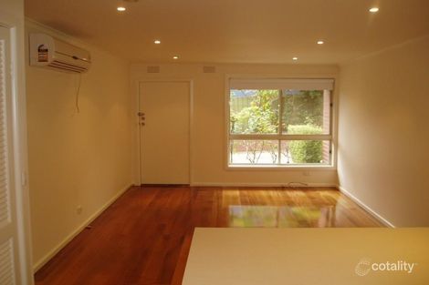 Property photo of 2/4 Willow Grove Canterbury VIC 3126