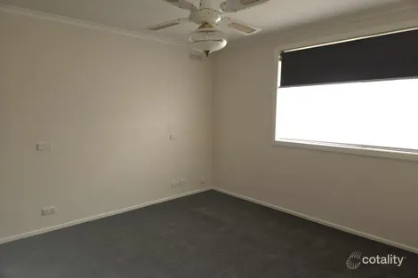 Property photo of 28 Acacia Crescent Wodonga VIC 3690