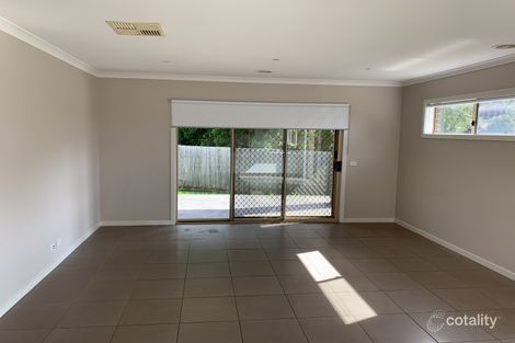 Property photo of 19 Melzak Way Warragul VIC 3820