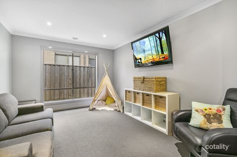Property photo of 47 George Frederick Road Cranbourne West VIC 3977