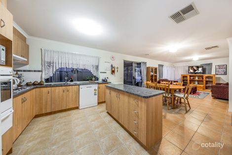 Property photo of 31 Scotsdale Drive Cranbourne East VIC 3977