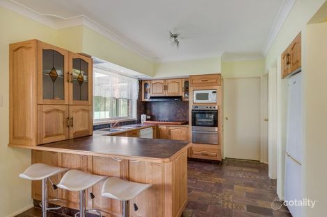 Property photo of 21 Bensbach Road Glenfield NSW 2167