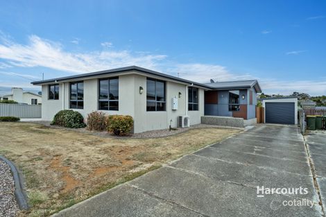 16 Ronald Cres, Somerset, TAS 7322