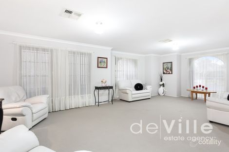 Property photo of 37 Honeyeater Crescent Beaumont Hills NSW 2155