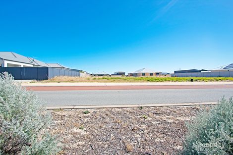 9 Middleton Bvd, Jurien Bay, WA 6516