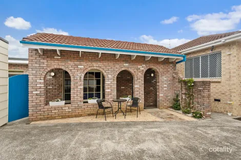 51 Gilmore St, West Wollongong, NSW 2500