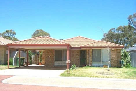 6 Harriet Pl, Cloverdale, WA 6105