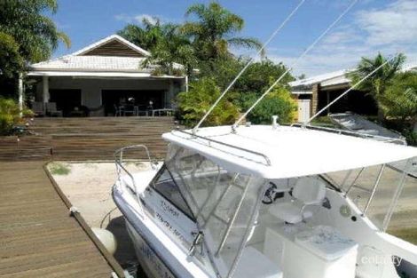 1 Dolphin Cres, Noosaville, QLD 4566