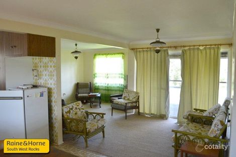 Property photo of 9 Ward Street Hat Head NSW 2440