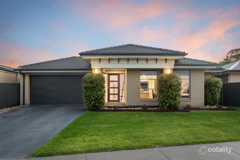 Property photo of 10 Elsworth Drive Strathfieldsaye VIC 3551