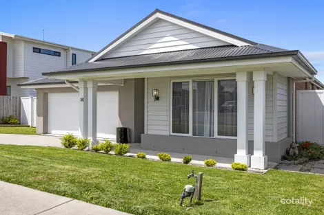 Property photo of 14 Albatross Drive Inverloch VIC 3996