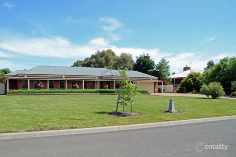 8 Tattersall Dr, Kyneton, VIC 3444