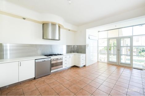 Property photo of 2/123-125 Ruskin Street Elwood VIC 3184