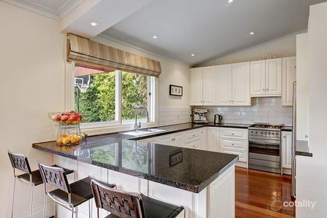 Property photo of 8 Oswin Street Kew East VIC 3102