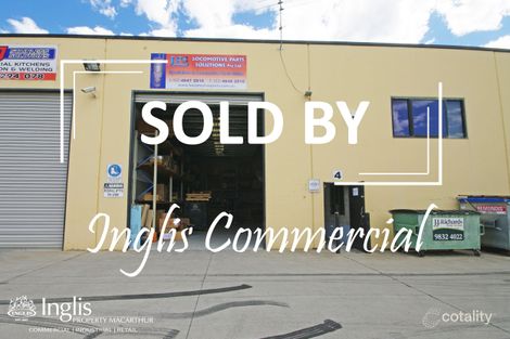 4/3 Samantha Pl, Smeaton Grange, NSW 2567