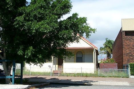 93 Young St, Carrington, NSW 2294