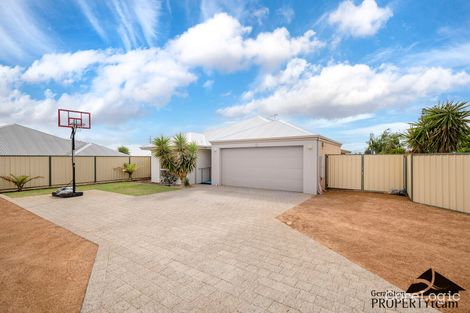 Property photo of 3 Letter Close Utakarra WA 6530
